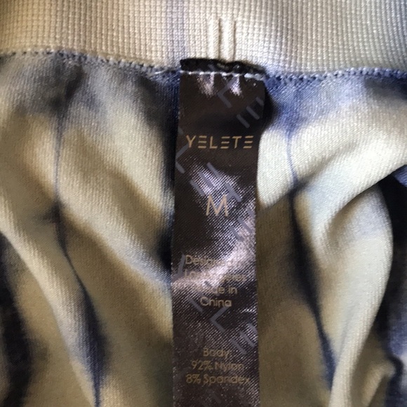 Yelete NWOT tie blue dye size medium compression athletic leggings sz Me… - Picture 4 of 5